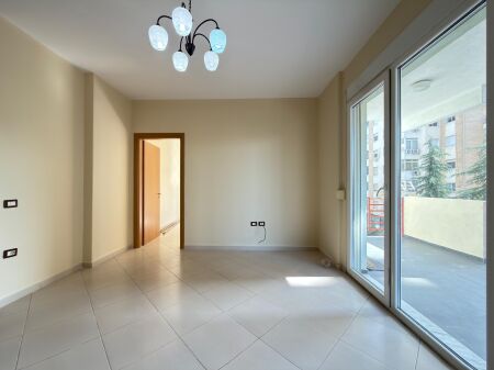 Office space for rent! Pazari i Ri