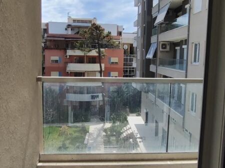 🏡 Shitet Apartament 2+1 në Golem – Ndërtim i Ri