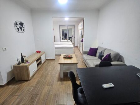 Appartamento 1+1 in affitto vetri