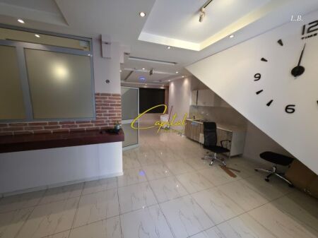 ZYRE ME QIRA 80 M2 RRUGA E DIBRES 1.200 EURO