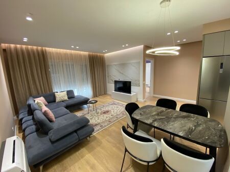 Apartment for rent 2+1+2 on Rruga e Dibrës, Tirana