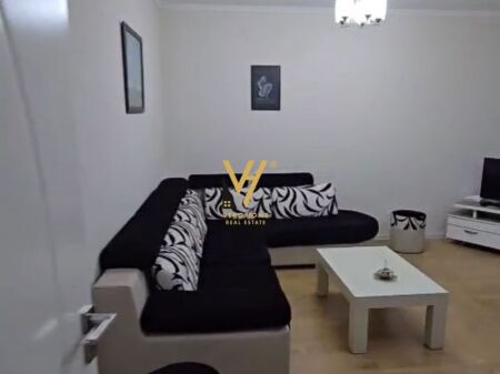 AFFITTASI APPARTAMENTO 1+1 A VASIL SHANTO 550 EURO