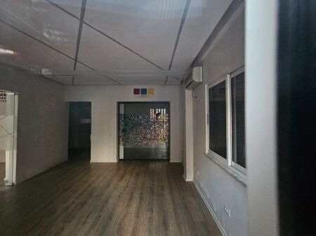 SHOP FOR RENT 180 M2 BLOCK 3,000 EURO FH-66620