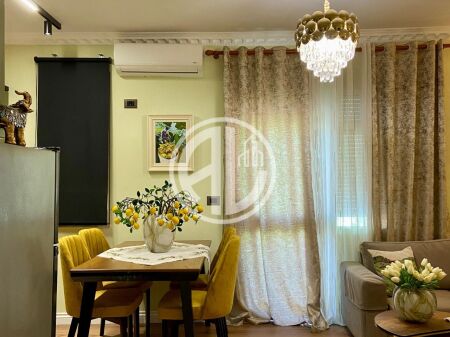 In affitto Super Appartamento 1+1 Museo-Durazzo Centro !