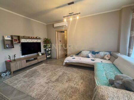 SHITET APARTAMENT 2+1+1 NE ZONEN E OXHAKUT