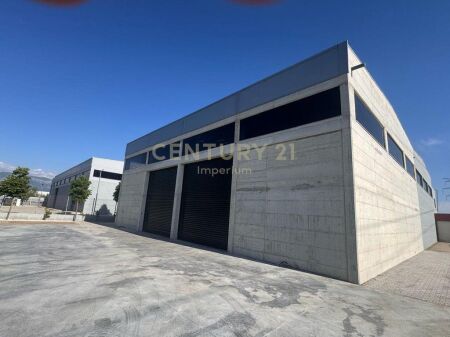 Japim me qira kapanon Shum Prane Aeroportit Nënë Tereza 3,000 € /Muaj