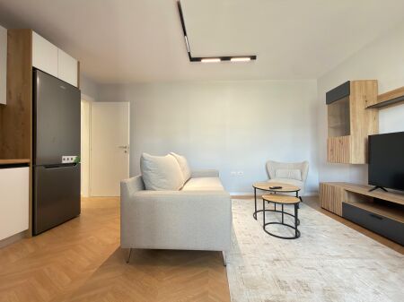 Apartament 1+1 ne shitje! Qender/ Selvia