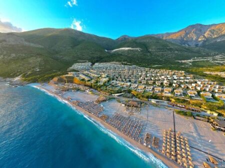 Villa Doppia 2+1 di Lusso a Green Coast – In Vendita
