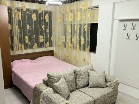 Studio apartments for rent - Paris Commune, near Kristal Center