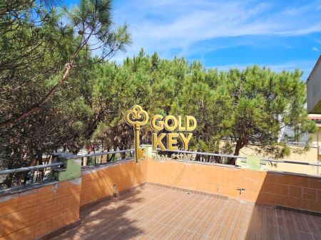 VENDITA PAPAFINGO GOLEM DURRES.