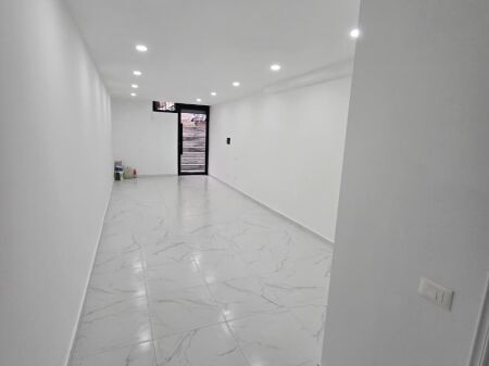 Locale Commerciale in Vendita - Vasil Shanto !