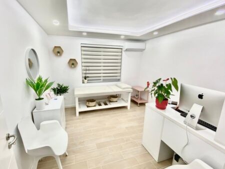 Negozio estetico in affitto a Vasil Shanto (ID BD21679) Tirana​