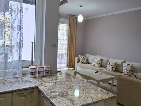 Apartament 2+1 me qira + Post Parkimi tek Kodra e Diellit!