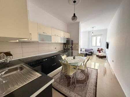 Affittasi appartamento 2+1+2 a Eleonore Kodra Diellit 750 € /Mese Sup. Totale  102m2