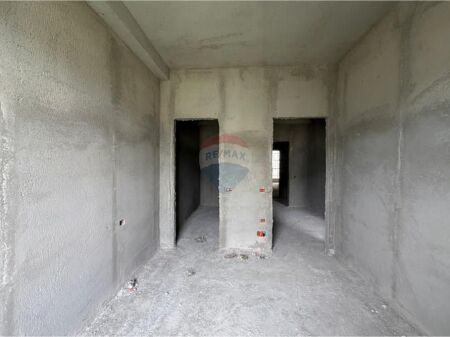 Apartament 2+1 ne shitje Porcelan!