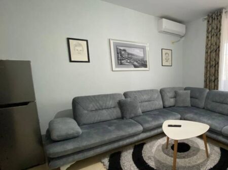 VENDESI APPARTAMENTO 1+1