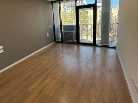 🏢 Ambient Zyre me Qira – Lake View Residence