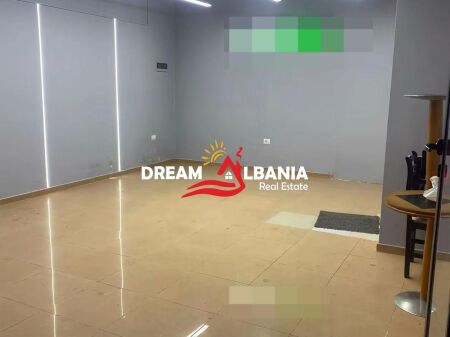 Ambient me qera ne rrugen e Dibres, tek Kompleksi Halili (ID 42611416)
