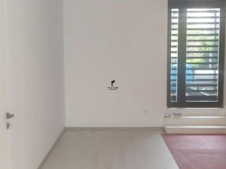 ZYRE ME QERA 110 M2 BLLOK 260.000 LEKE FH-66665