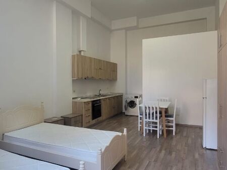 Jepet Garisonjere me qira Ne Brryli !