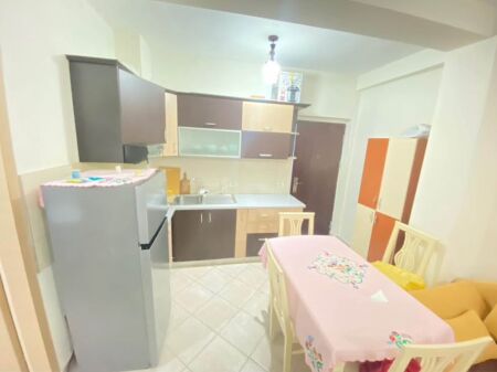 ✅Shitet 1+1+Ballkon plazh (Shkëmbi Kavajës) 