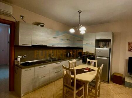 Qera, Apartament 2+1+2, Zogu i Zi, Tiranë