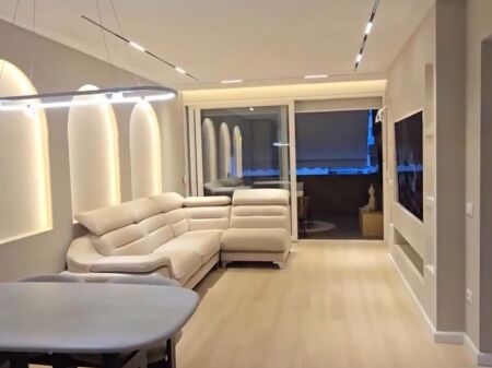 🏡 2+1 Apartment with Veranda for Sale – Former Exhibition