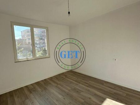 Shitet Apartament 2+1, Çezma e Ferrës, Durrës!