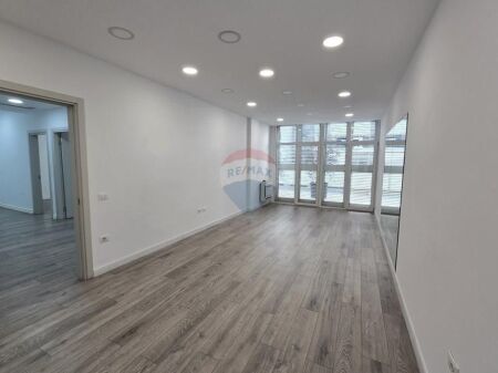 Ufficio - In Affitto - Kika 2, Tirana