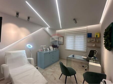 Clinica dentale in affitto, Via Fortuzi