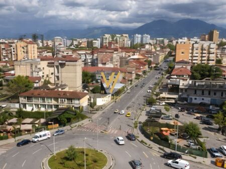 UFFICIO 90 M2 IN AFFITTO A KOMUNA E PARISIT 90.000 LEKE