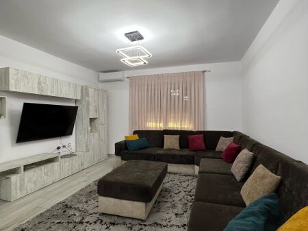 🏡 Jepet Apartament 2+1 me Qira – Rruga e Elbasanit