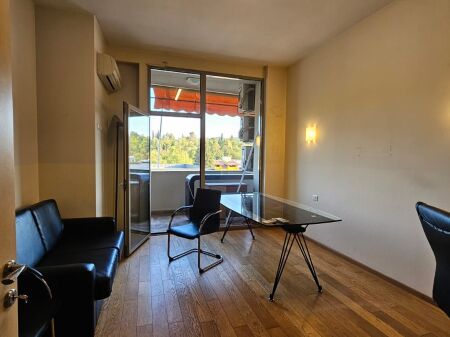 Ufficio di 145m2 in affitto a Bllok/Garda