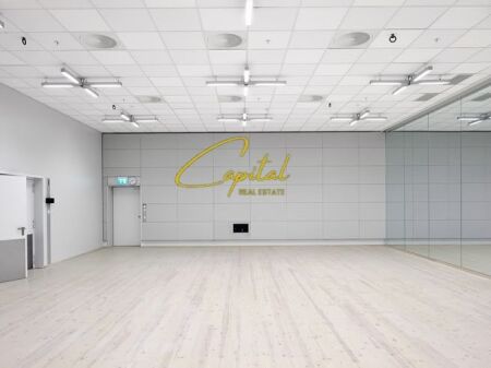 AMBIENT BIZNESI ME QIRA 196 M2 5 MAJI 3.500 EURO