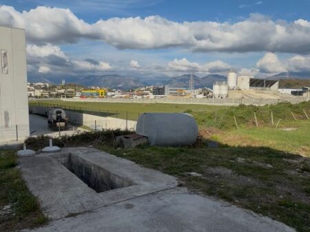 Offriamo un magazzino in affitto, Kashar vicino a Megatek!