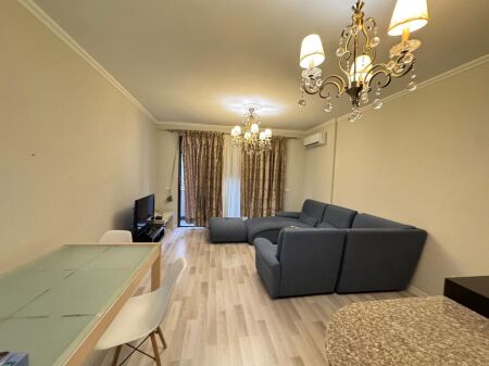 APARTAMENT ME QIRA 2+1 TE KOMUNA PARISIT