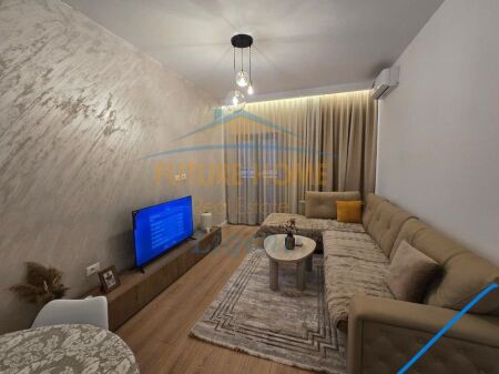 Qera, Apartament 2+1, Qendër, Tiranë.