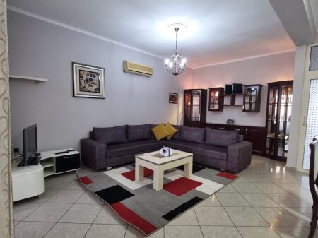 Affittasi Appartamento 1+1+1 Veranda