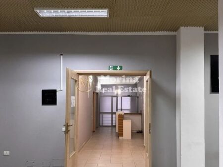 Qera | Ambjent Biznesi | Qyteti Studenti | 3000 €/muaj