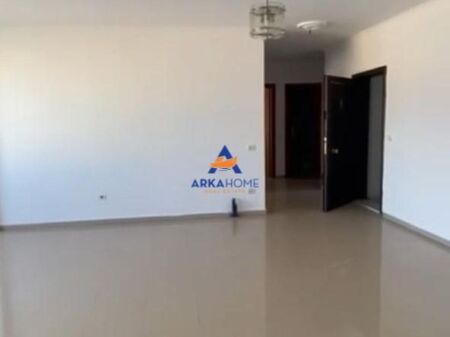 JEPET APARTMENT ME QERA 2+1+BALLKON " RRUGA E KOSOVAREVE" 800 EURO