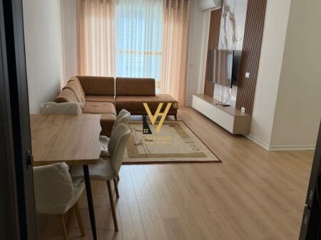 AFFITTASI APPARTAMENTO 2+1+BLK IN VIA 5 MAGGIO 650 EURO