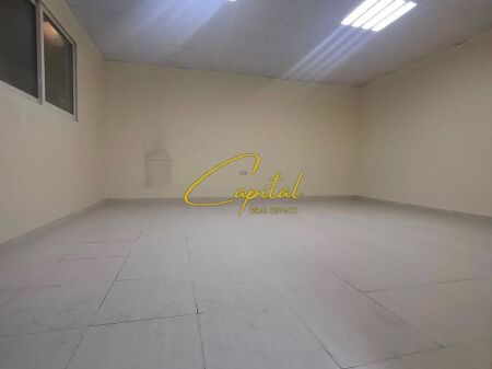 WAREHOUSE FOR RENT 55 M2 5 MAY 290 EURO