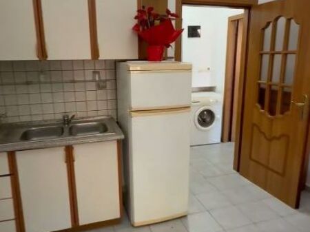 JEPET ME QERA APARTAMENT 1+1 NE , BLLOK