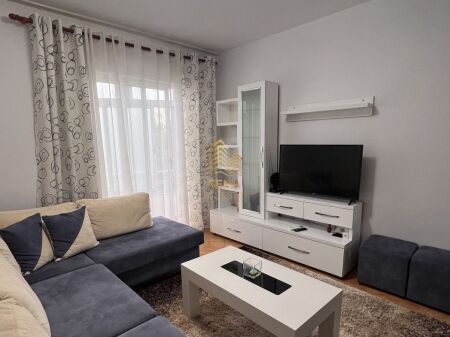 Rent, Apartment 2+1+balcony, Ali Demi, 550 Euro/Month