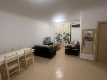 Qera | Apartament 2 + 1 | Fakulteti Ekonomik | 700 €/muaj