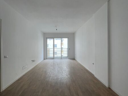 🏠 SHITET – Apartament 1+1 | E-88, Rruga Dritan Hoxha