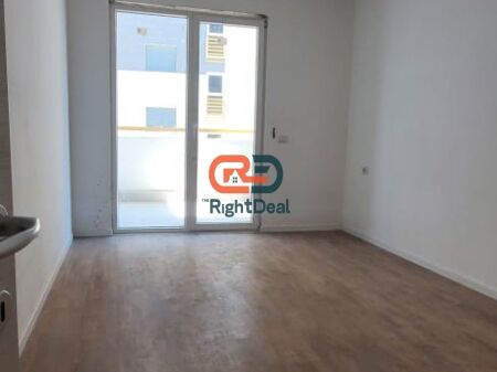 Tek "E-88" Prane Kupoles, Laprake Shitet Apartament 1+1, Me Planimetri Perfekte!!!