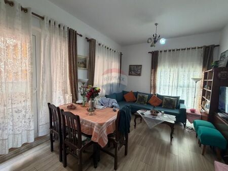 Apartament - Për Shitje - Kompleksi Mangalem, Tiranë(ID: 530551001-396)
