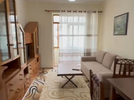 Jepet apartament  me qera 1+1+guzhine  Fakulteti  juridik  I Tiranes