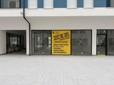 Locale commerciale in affitto presso Univers City vicino a QTU.